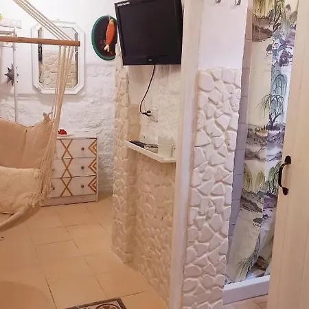 La Casa Di Lo * Monopoli