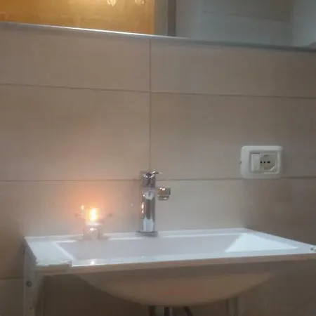 La Casa Di Lo Apartment